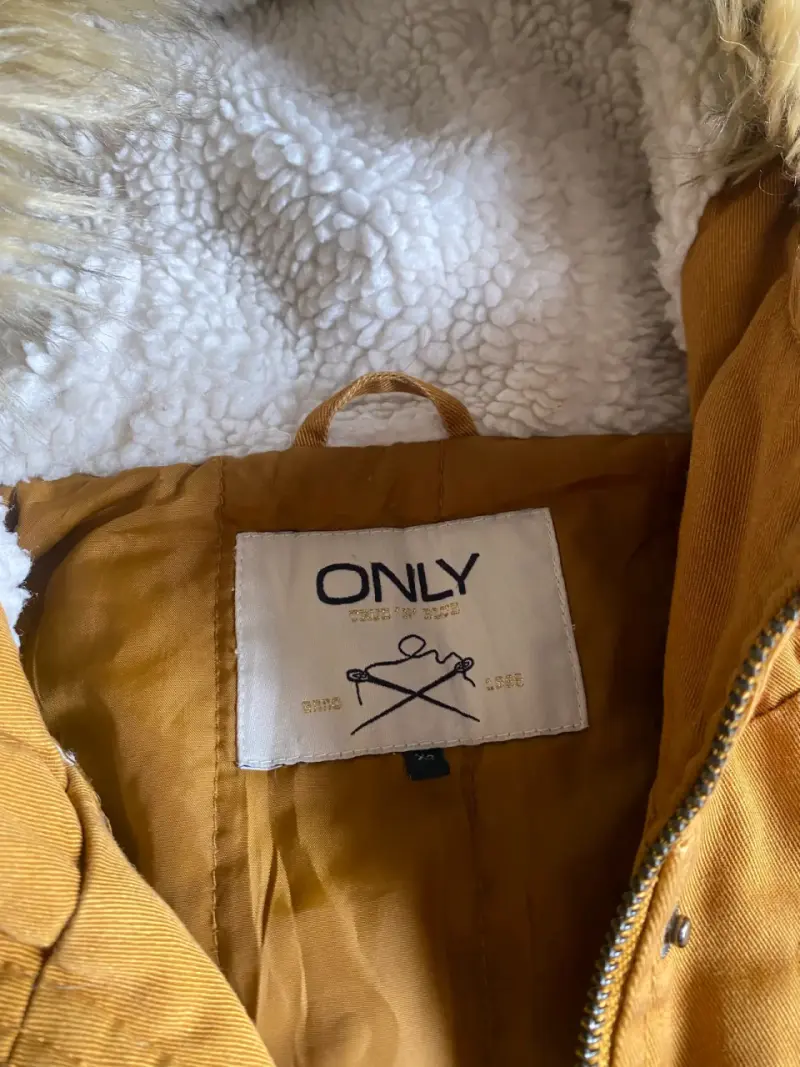 Chaqueta de invierno con capucha marcas zara, ck - 1