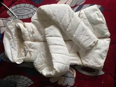 Chaqueta de invierno con capucha  marcas zara, ck - miniatura 2
