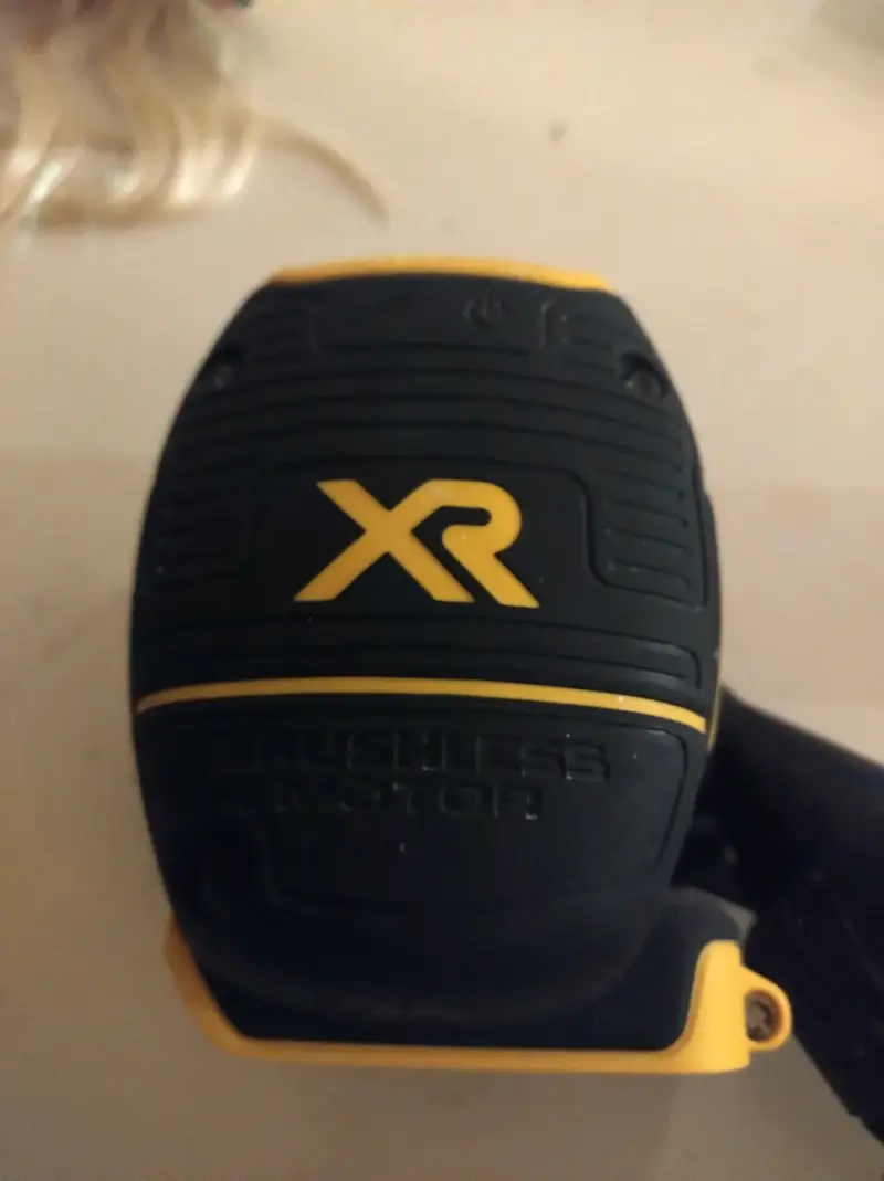 Lijadora Orbital Inalámbrica DeWalt XR Brushless - 3