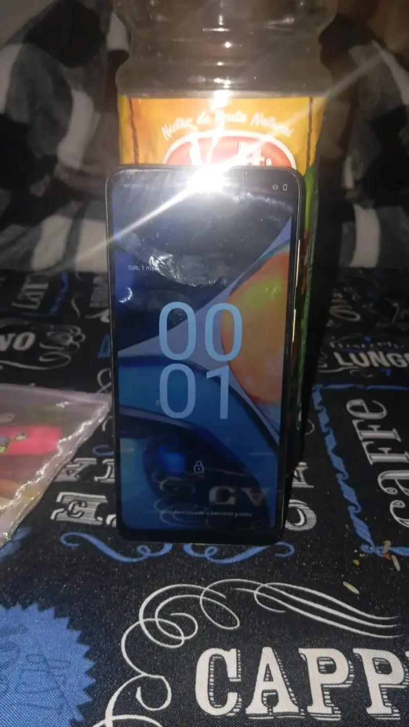 Smartphone Motorola con cámara cuádruple - 2