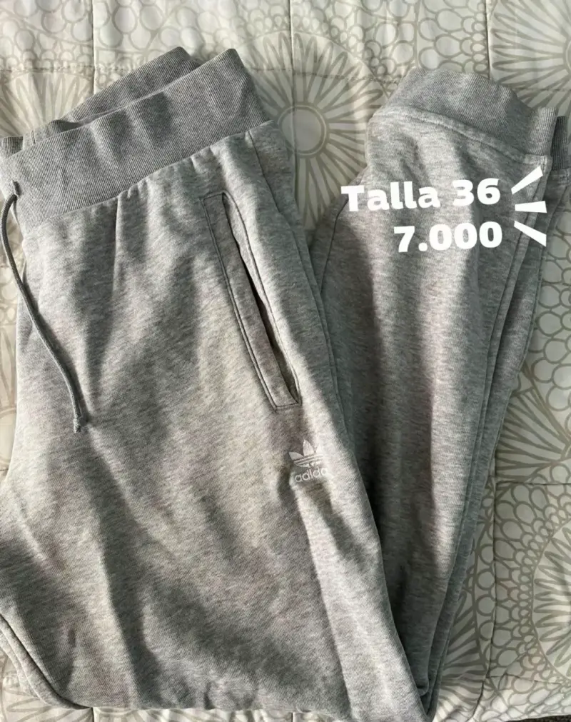 Pantalones deportivos grises talla 36 Adidas