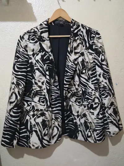 Blazer estampado animal print Creation - miniatura 1