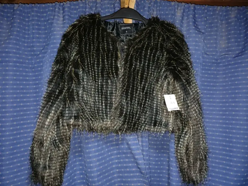 Chaqueta de piel sintética negra para mujer talla S