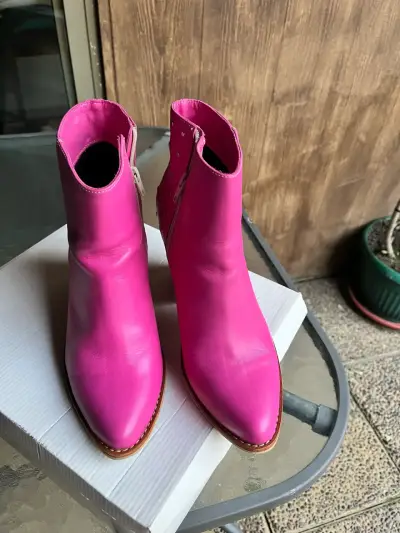 Botines rosas de cuero con tachas - miniatura 3