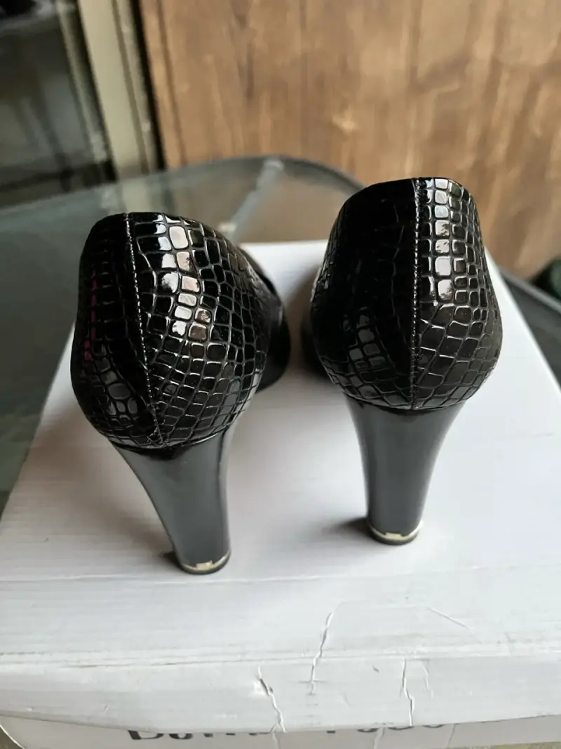 Zapatos de Tacón Negro Piccadilly con Textura - 2