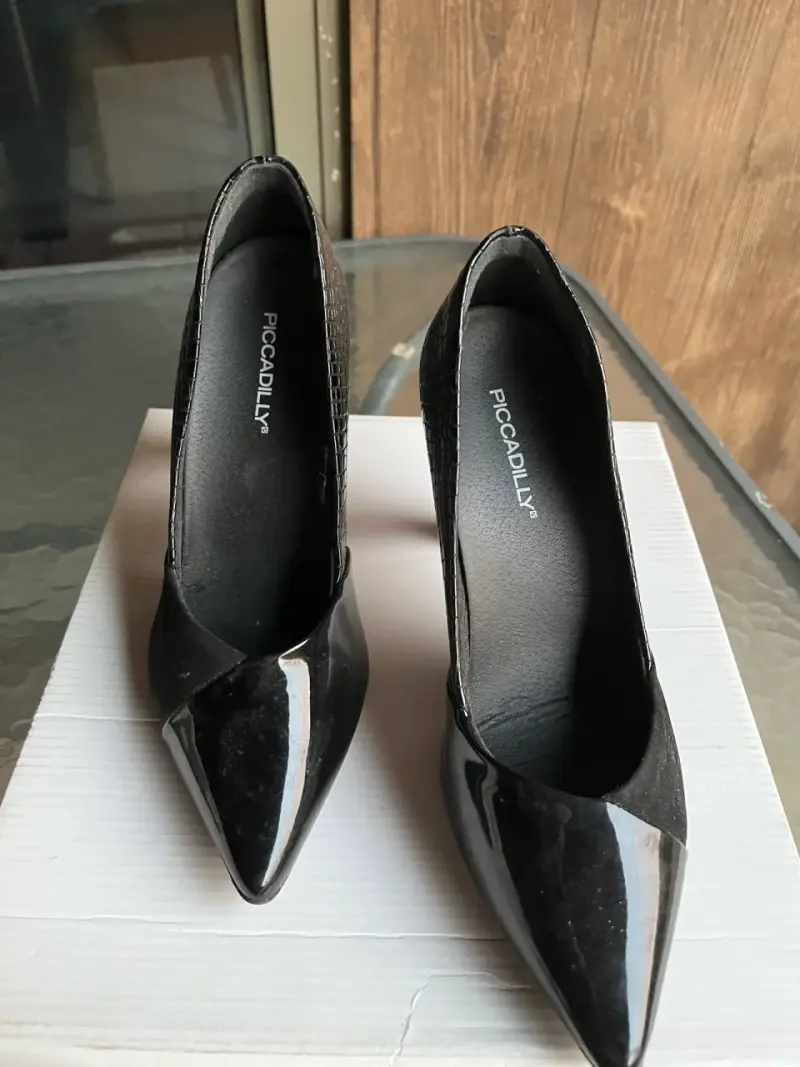 Zapatos de Tacón Negro Piccadilly con Textura - 3