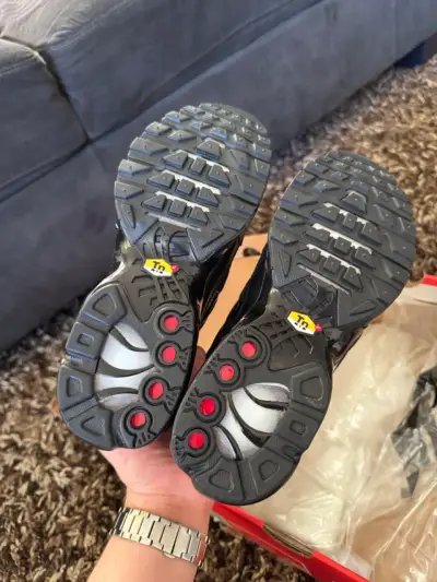 Nike Air Tn Negras Talla 8.5US/42EUR - miniatura 5