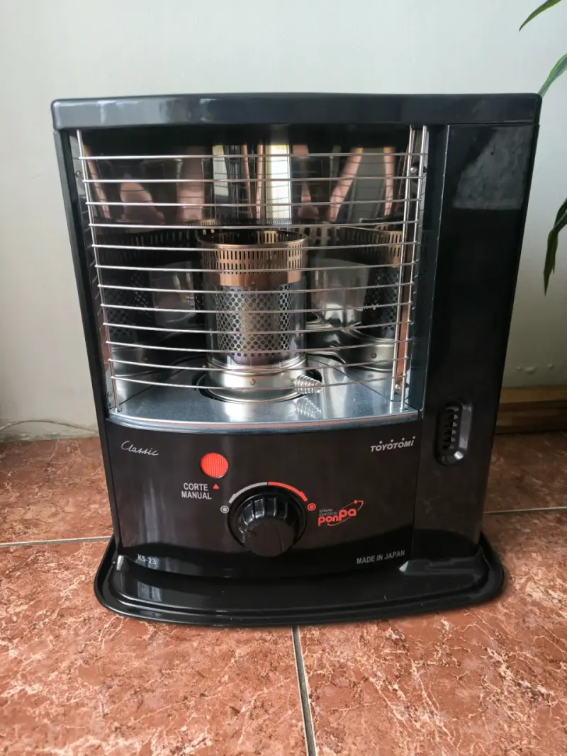 Estufa a parafina Toyotomi Classic KS-23 - 1