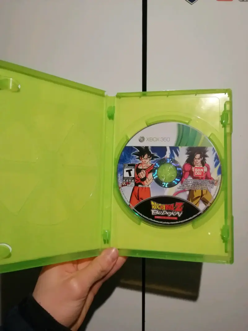 Dragon Ball Z Budokai HD Collection para Xbox 360 - 3