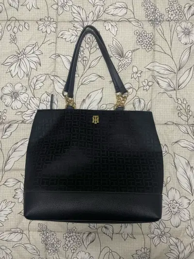 Cartera negro con dorado uso hombros - miniatura 1
