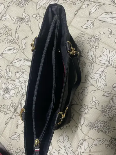 Cartera negro con dorado uso hombros - miniatura 3
