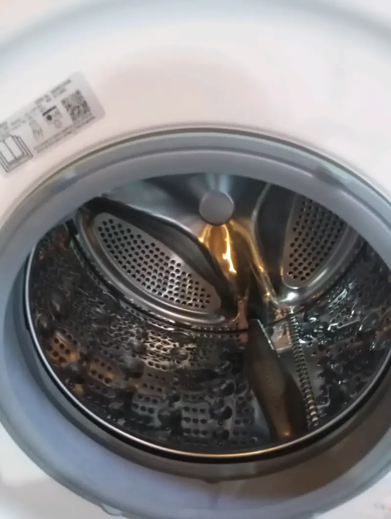 Lavadora LG 9kg carga frontal en buen estado - 3