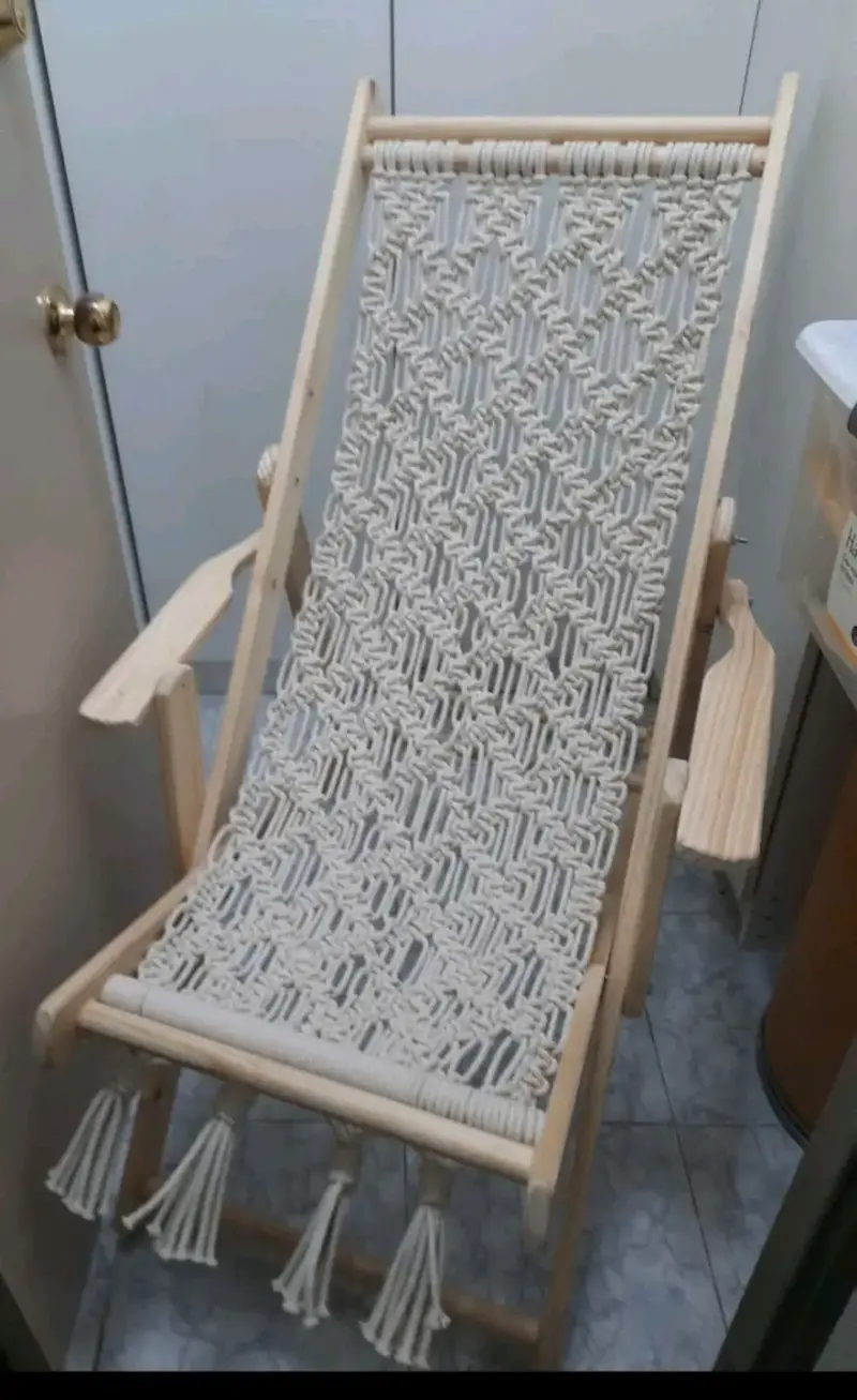 Silla Reclinable de Madera y Macramé - 2