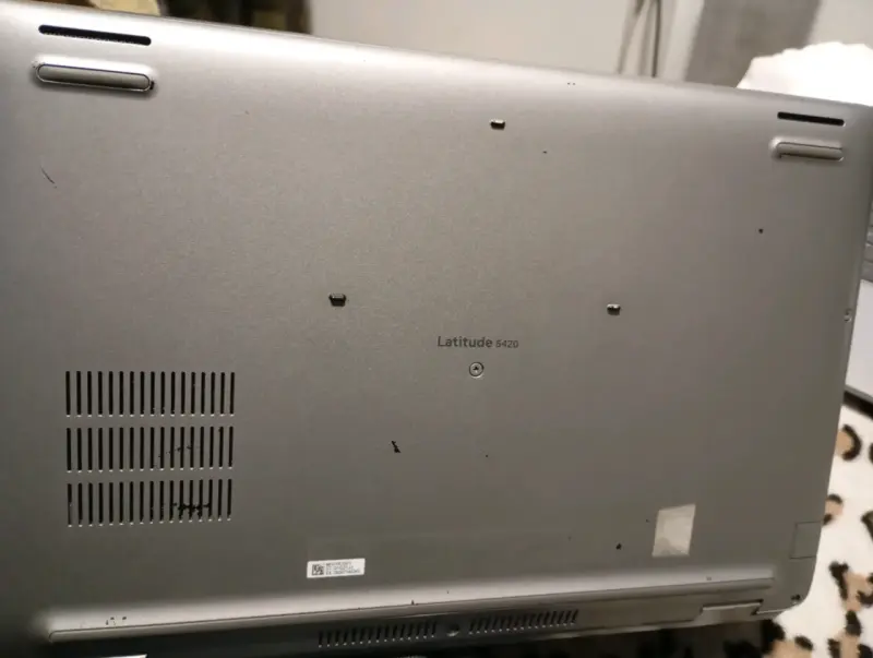 Laptop Dell Latitude 5420 en buen estado - 3