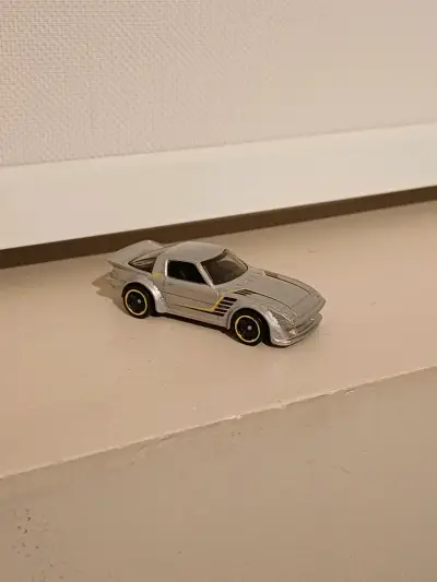Hot Wheels Mazda RX-7 - miniatura 1