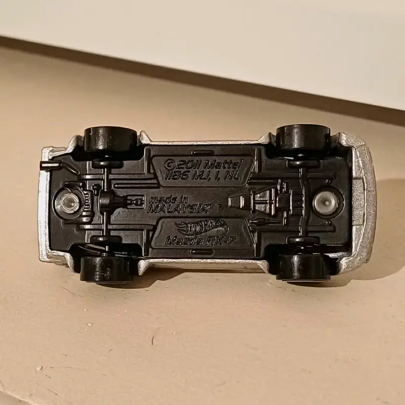 Hot Wheels Mazda RX-7 - 5