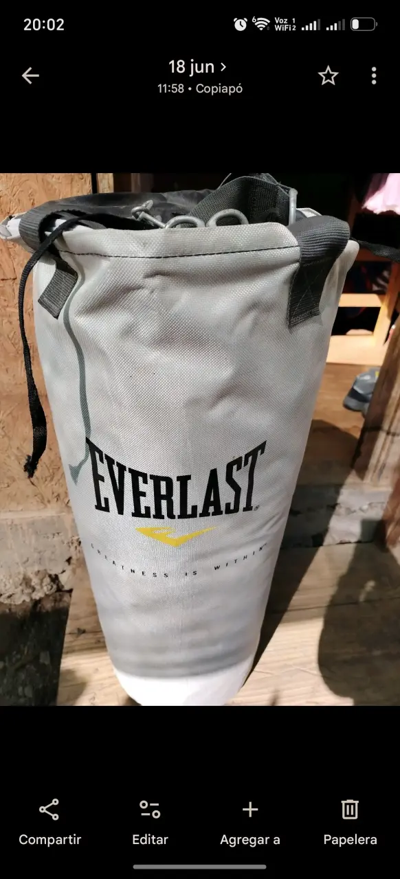 Saco de Boxeo Everlast Polycanvas Blanco 60 Libras - 3