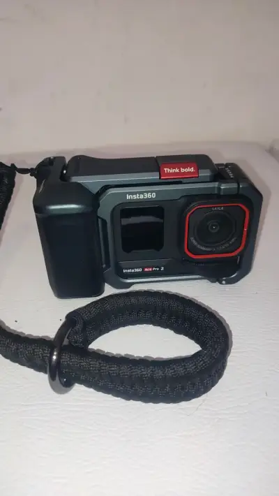 Cámara 360 Insta360 Ace Pro 2 con lente Leica - miniatura 1