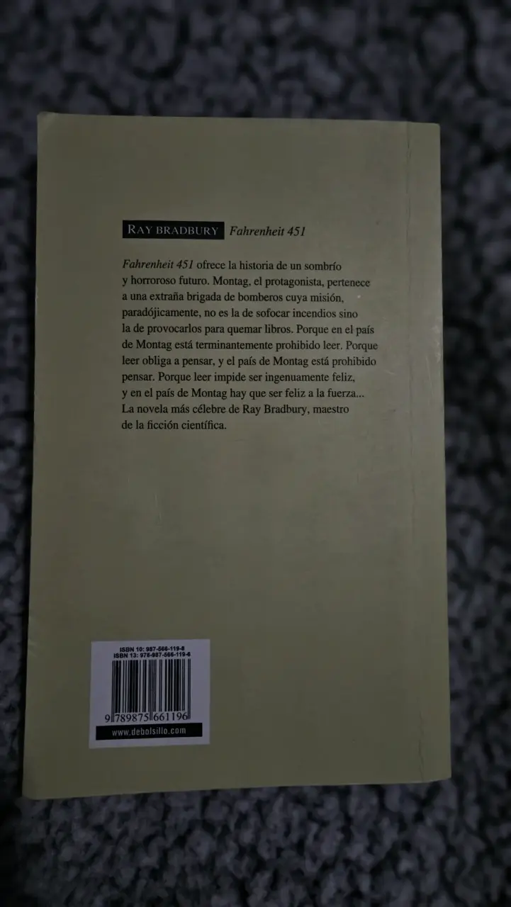 Libro Fahrenheit 451 de Ray Bradbury - 2