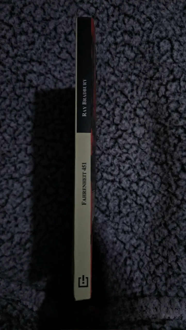 Libro Fahrenheit 451 de Ray Bradbury - 3