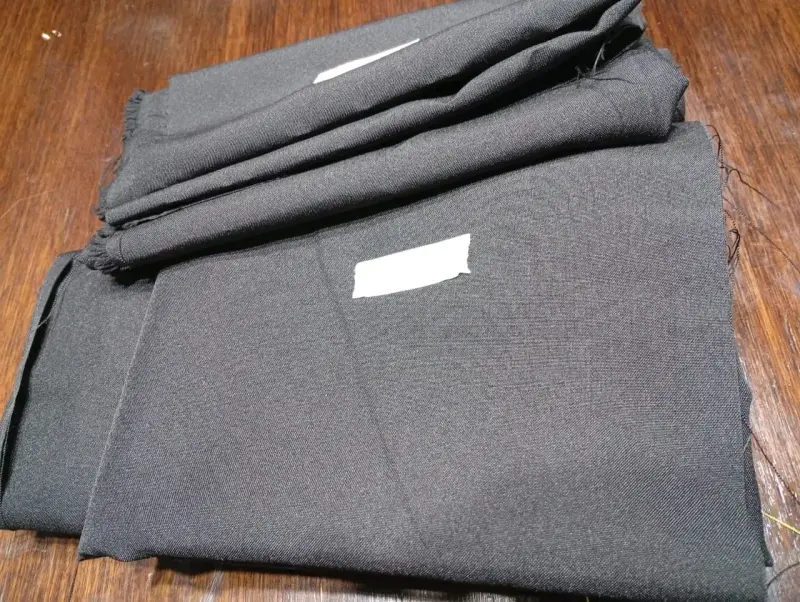Retazos terciopelo gris 3 paños