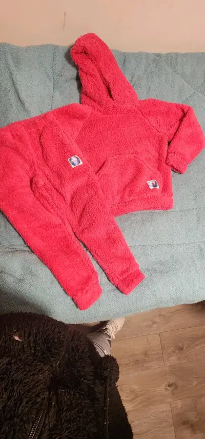 Conjunto de buzo polar rosado para mujer - miniatura 4