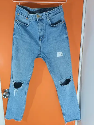 Jeans de mezclilla azul claro Zara Talla 38 - miniatura 2