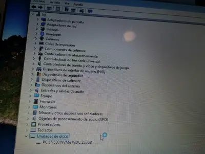 Notebook hp 15-dy2  10 generación funcionando - miniatura 1