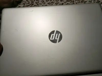 Notebook hp 15-dy2  10 generación funcionando - miniatura 5