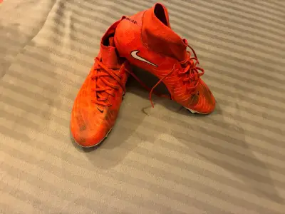 Botines de fútbol Nike Phantom  Luna rojo - miniatura 2