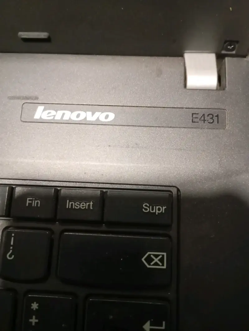 Laptop Lenovo E431 con Intel Core i5 - 1