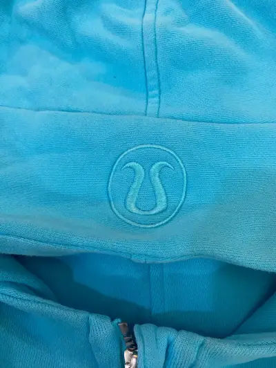 Polerón azul con capucha y cierre Lululemon xs/s - miniatura 4