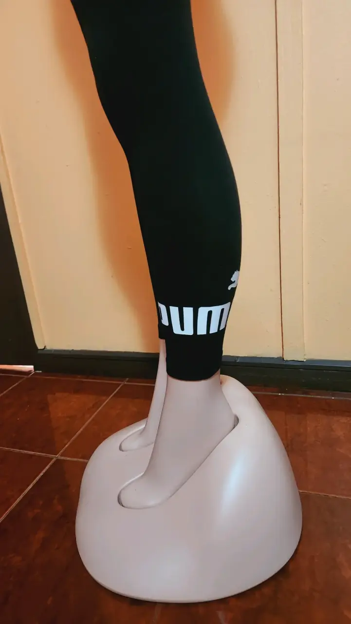 Conjunto deportivo mujer Puma rosa y negro - 3