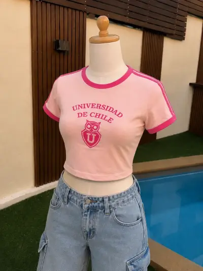Polera Crop Top Universidad de Chile Rosa - miniatura 1