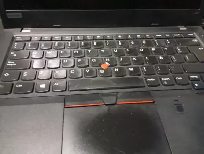 Laptop Lenovo L480 con Windows 10 - miniatura 2