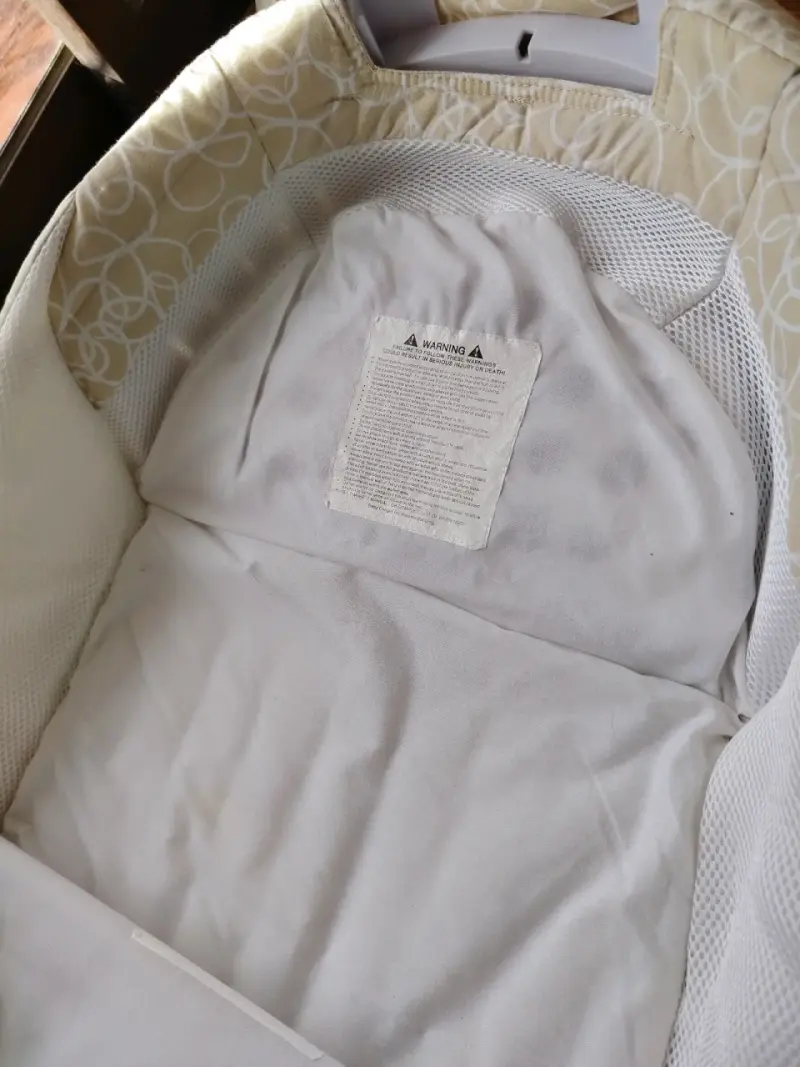 Cuna portátil para bebé beige con diseño circular - 3