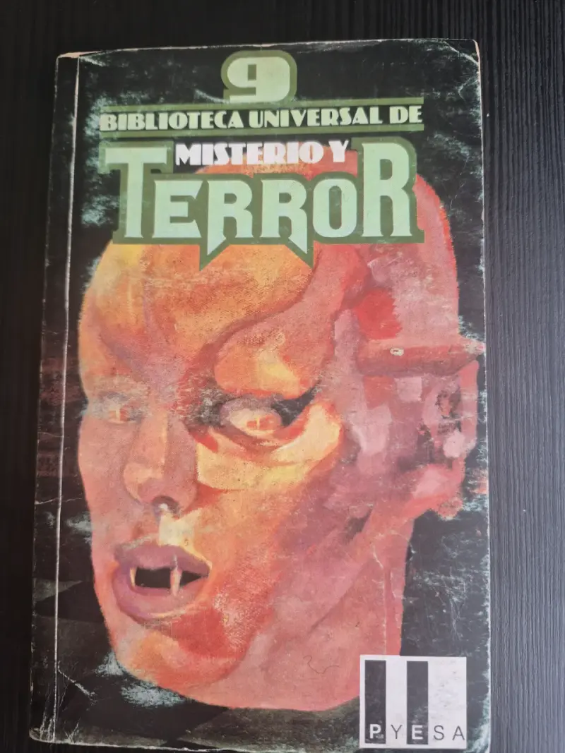 Libro Biblioteca Universal de Misterio y Terror