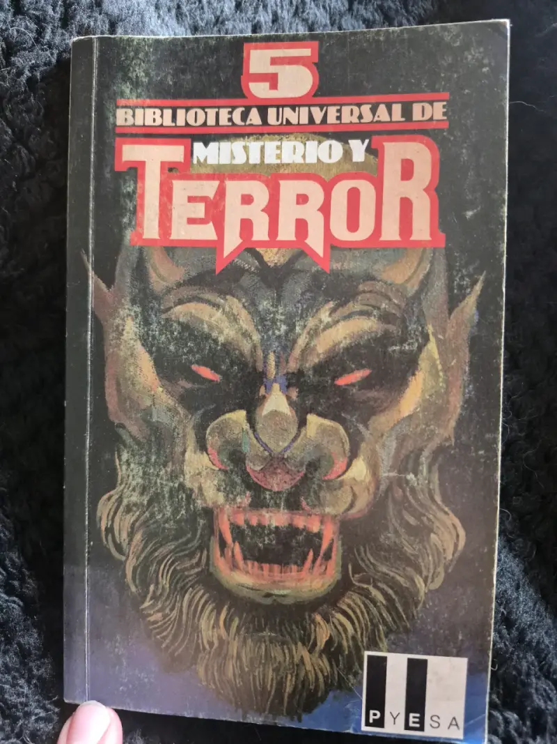 Libro Biblioteca Universal de Misterio y Terro N°5