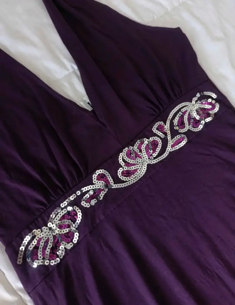 Vestido morado con lentejuelas M - 2
