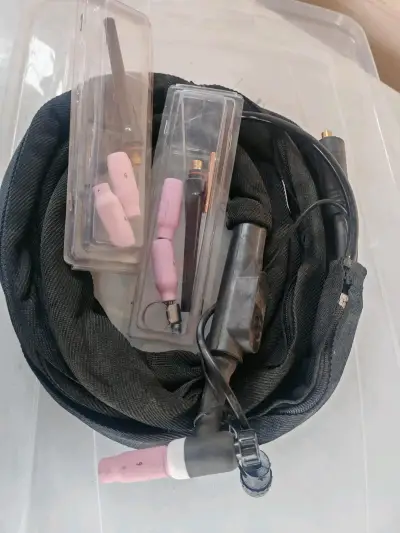 Kit de antorcha TIG con accesorios - miniatura 1