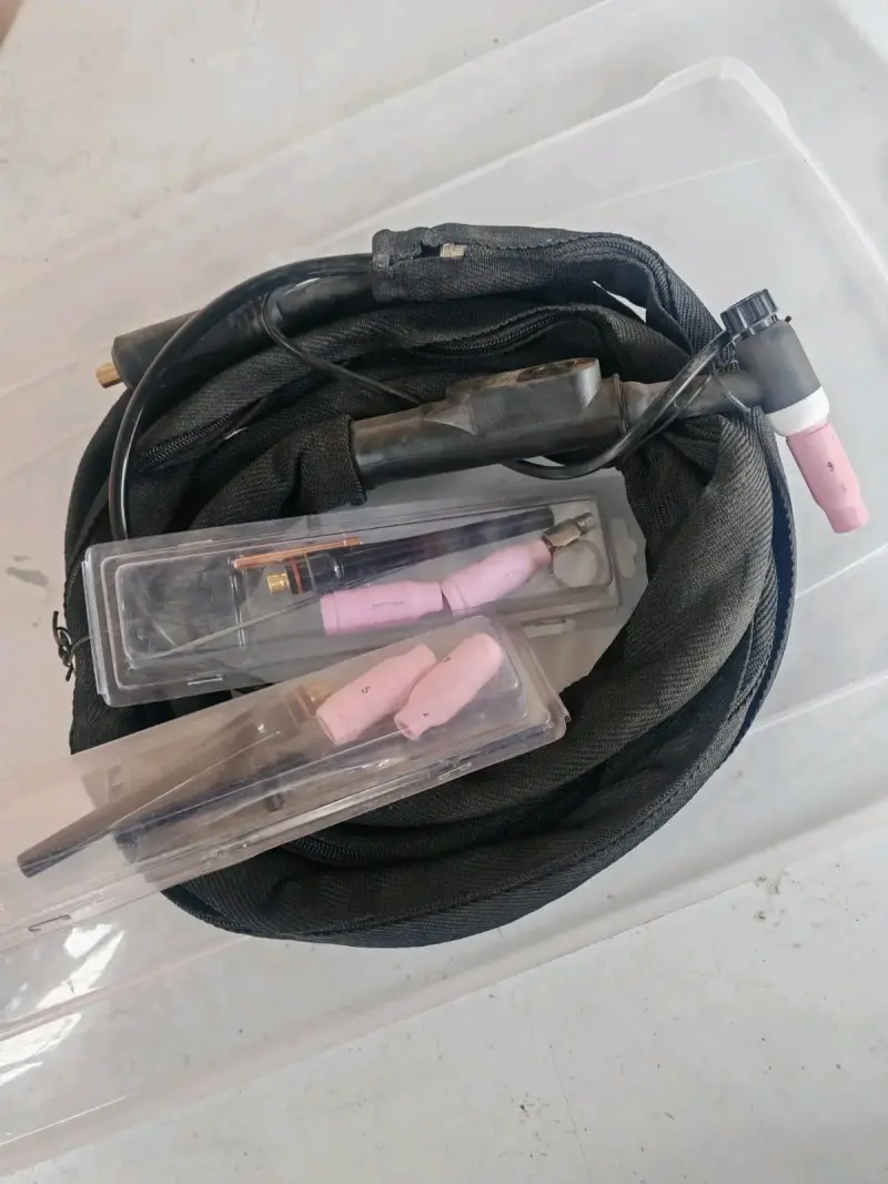 Kit de antorcha TIG con accesorios - 2