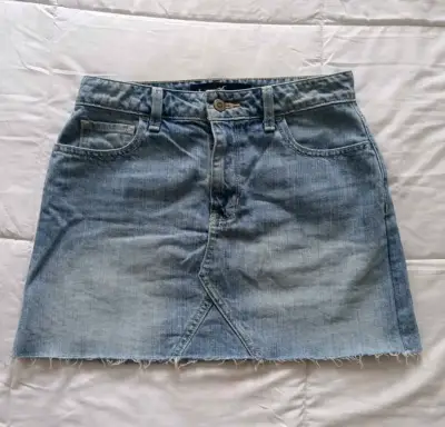 Falda de mezclilla Hollister 36 - miniatura 1