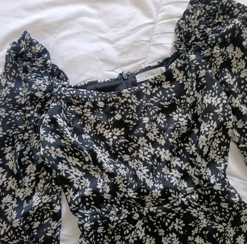 Vestido floral negro con mangas largas XS - 3