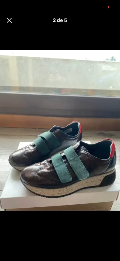Zapatillas de cuero españolas marrón con velcro - miniatura 2