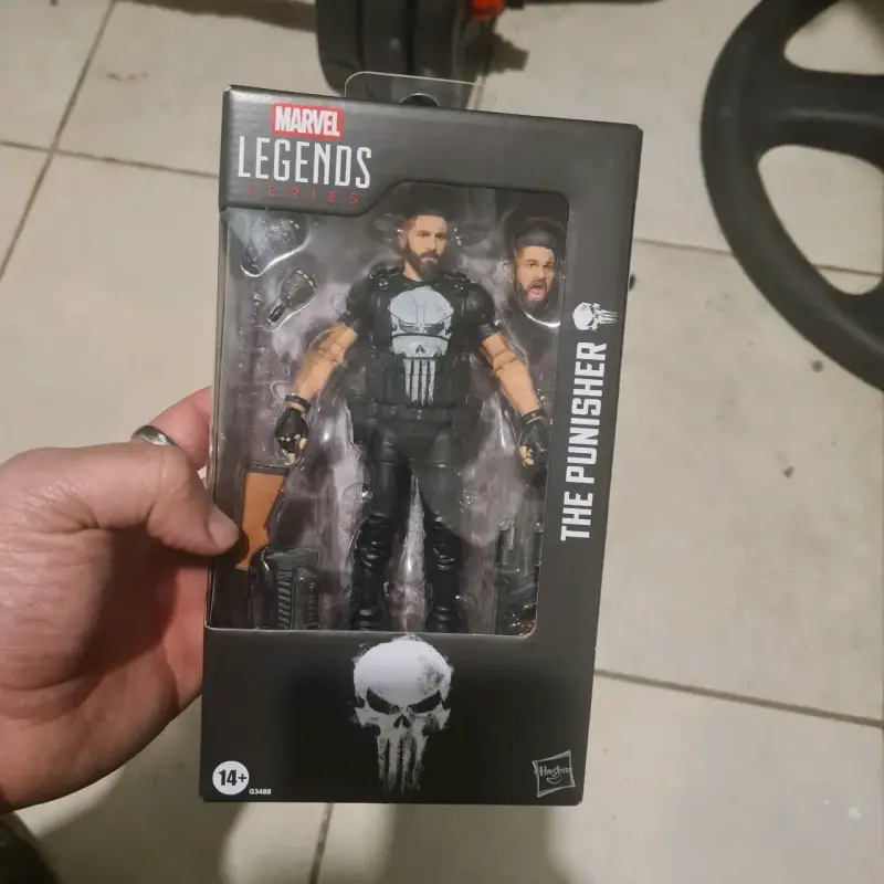 Figura de acción The Punisher Marvel Legends - 1