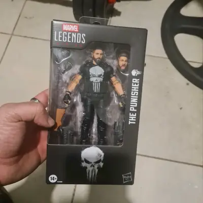 Figura de acción The Punisher Marvel Legends - miniatura 1