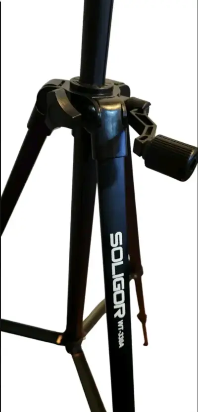 Trípode Soligor WT 330a ajustable para cámaras - miniatura 1