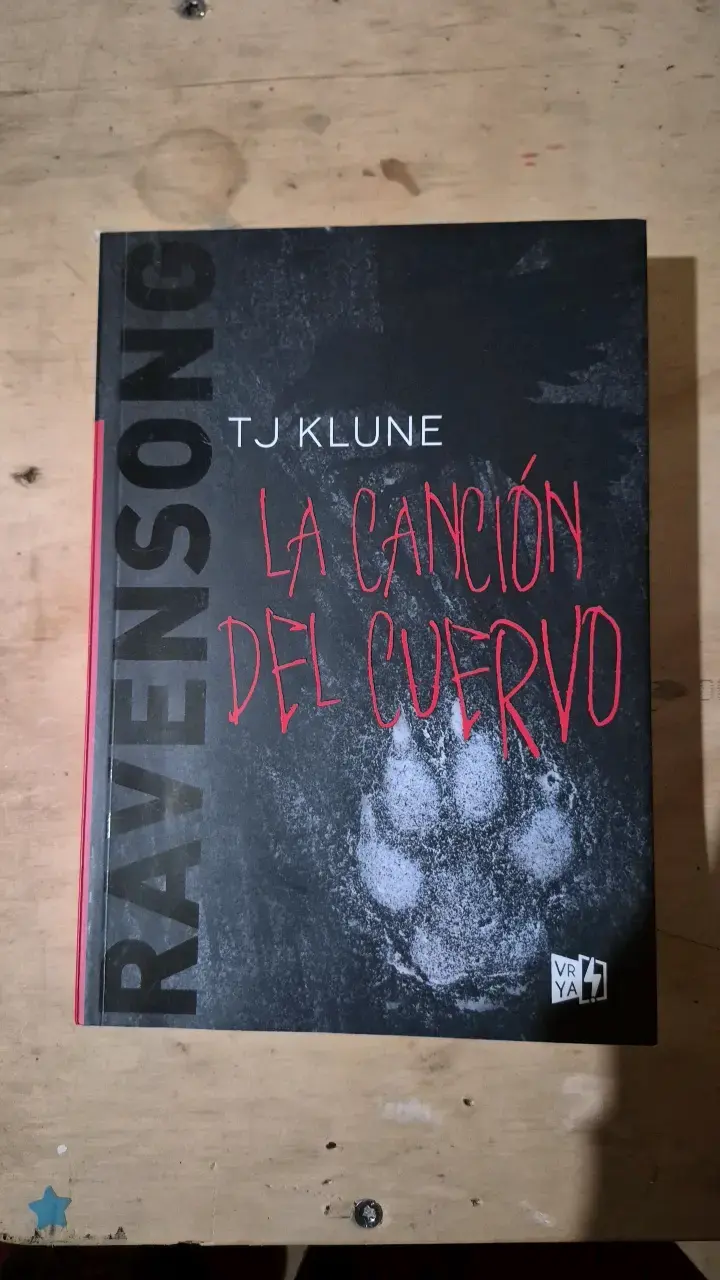 Libro 'La Canción del Cuervo' de TJ Klune - 1
