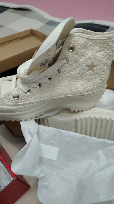 Zapatillas Converse All Star blancas con plataforma - miniatura 1