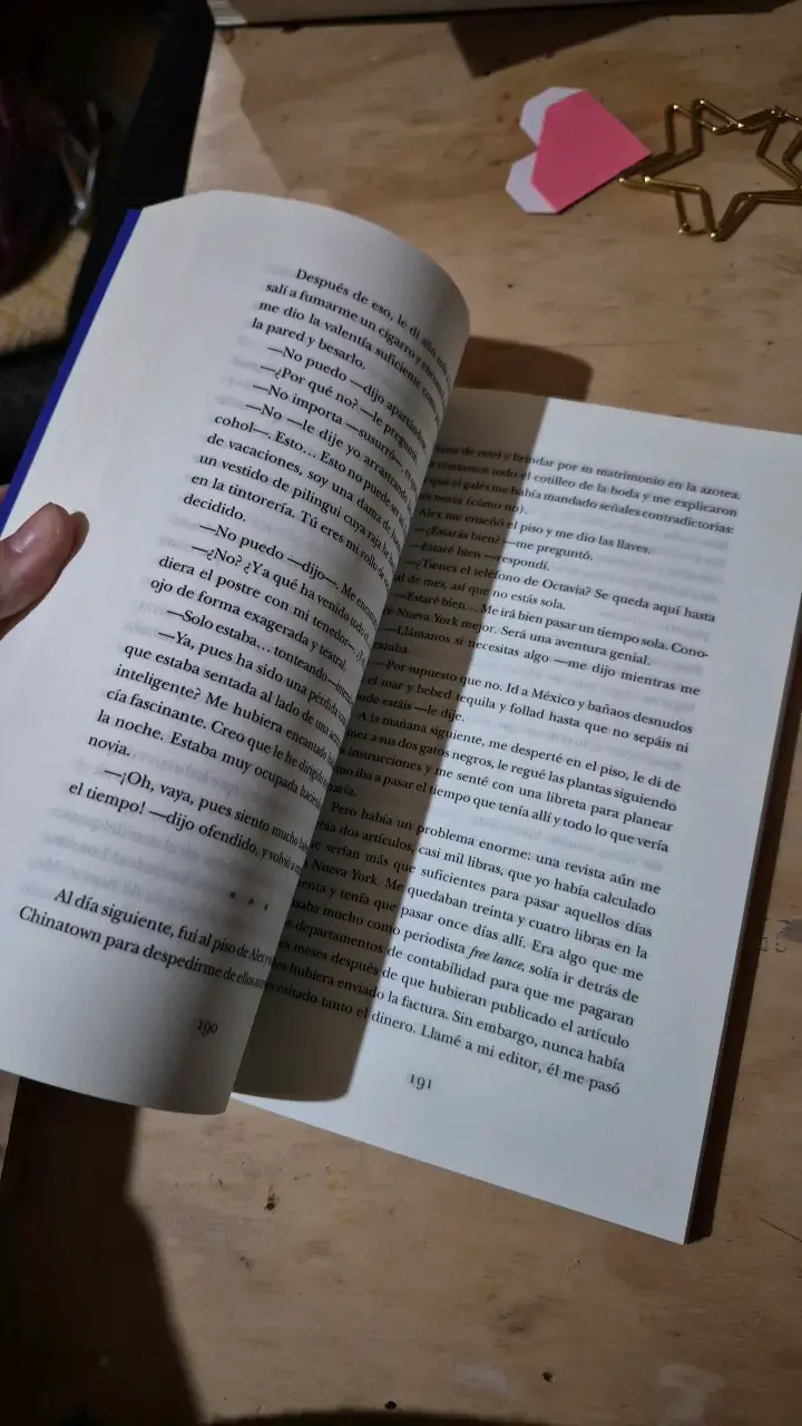 Libro 'Todo lo que sé sobre el amor' de Dolly Alderton - 3